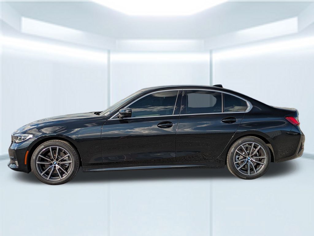 2021 Bmw 330i photo 2