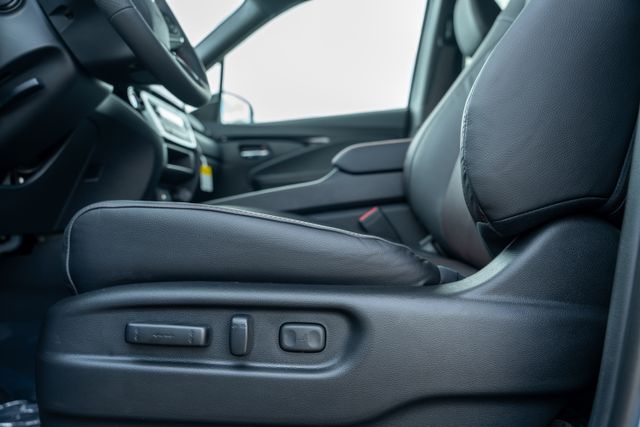 2026 Honda Ridgeline Black Edition photo 21