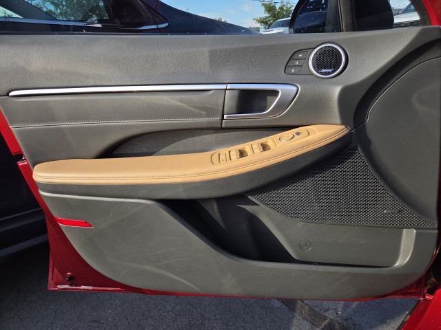 2023 Hyundai Sonata Limited photo 5