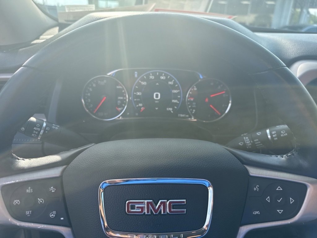 2021 Gmc Acadia Denali photo 2