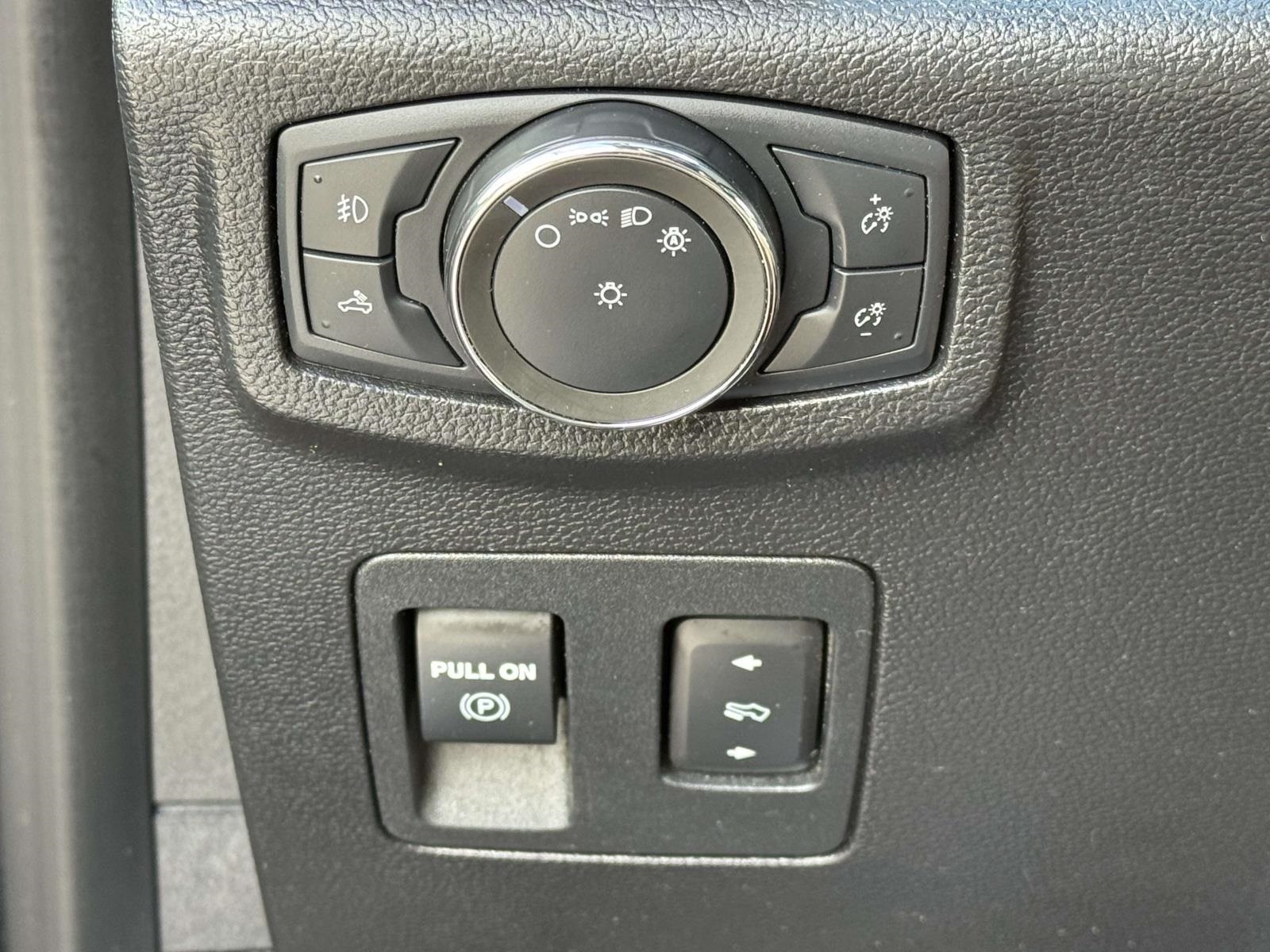 2020 Ford F-150 Lariat photo 22