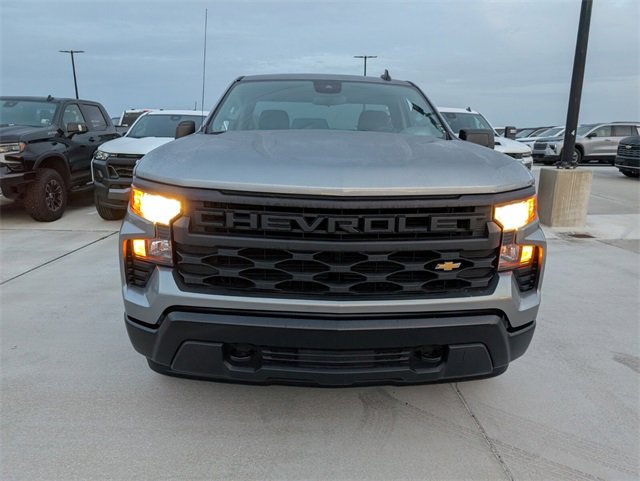 2025 Chevrolet Silverado 1500 photo 3