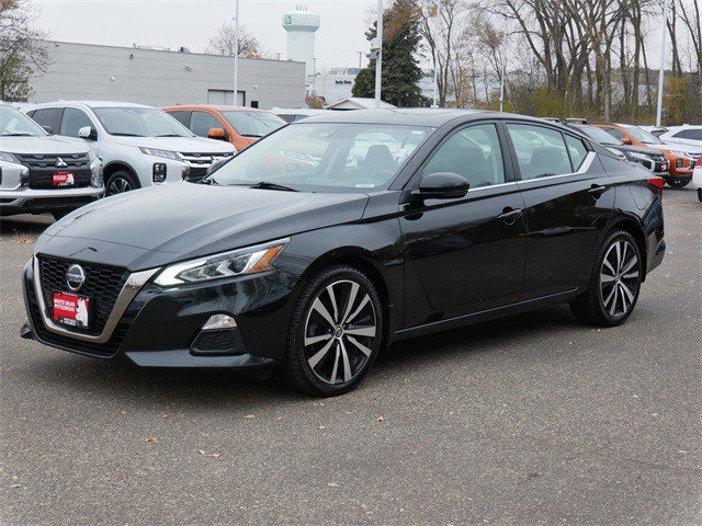 2019 Nissan Altima 2.5 SR photo 2