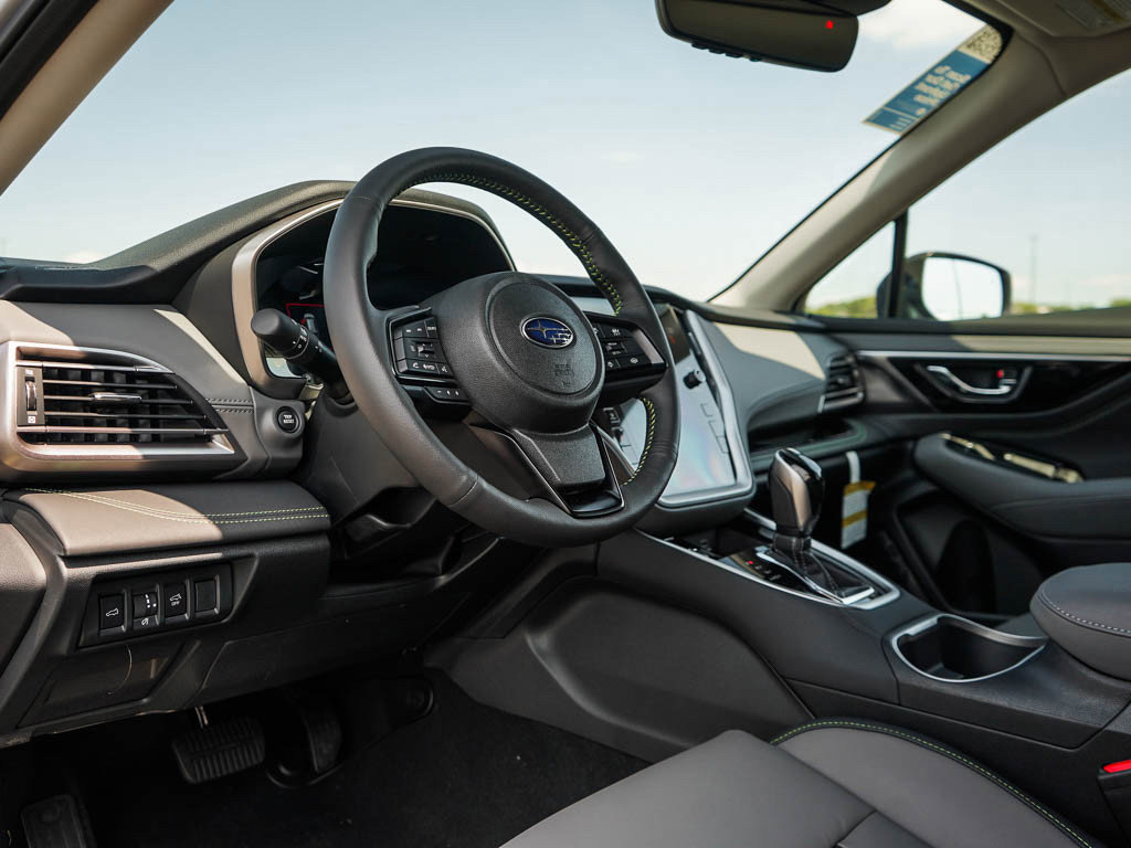 2025 Subaru Outback Onyx Edition photo 17