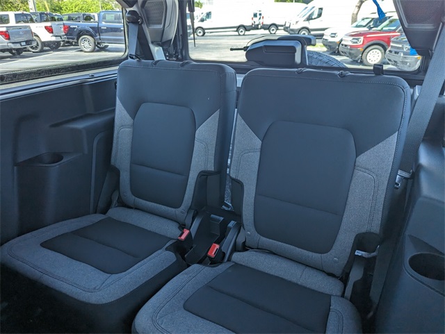 2025 Ford Bronco Base photo 7