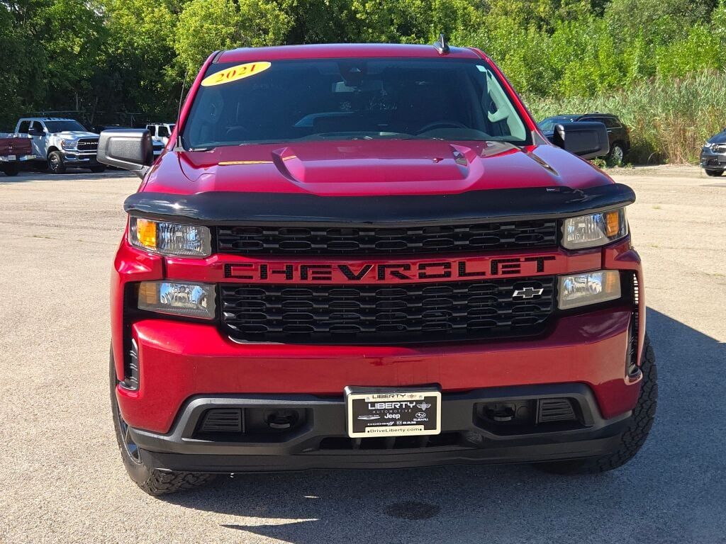 2021 Chevrolet Silverado 1500 Custom photo 4