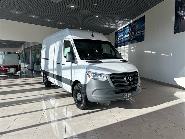 2025 Mercedes-Benz Sprinter Cargo Van Base's photo