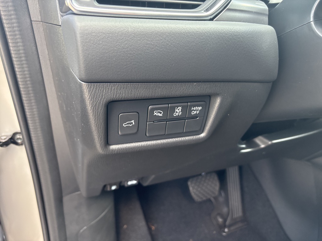 2025 Mazda CX-5 2.5 S Preferred photo 9