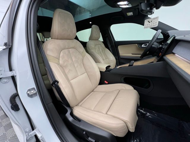 2022 Polestar PS2 e-AWD photo 10