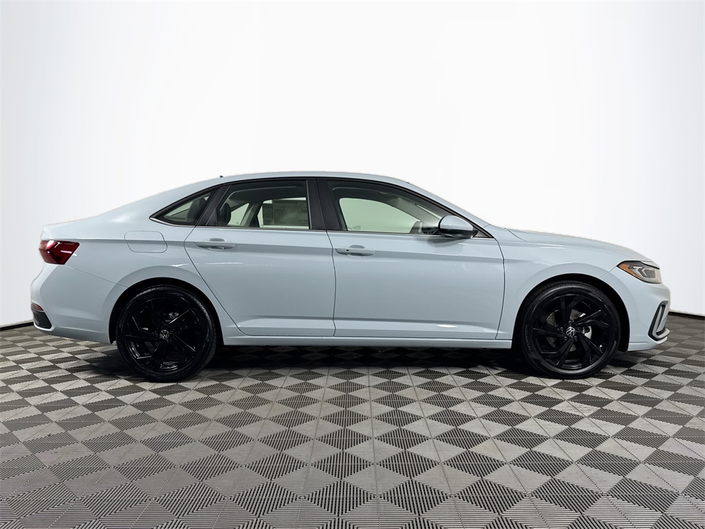 2025 Volkswagen Jetta 1.5T SE photo 5