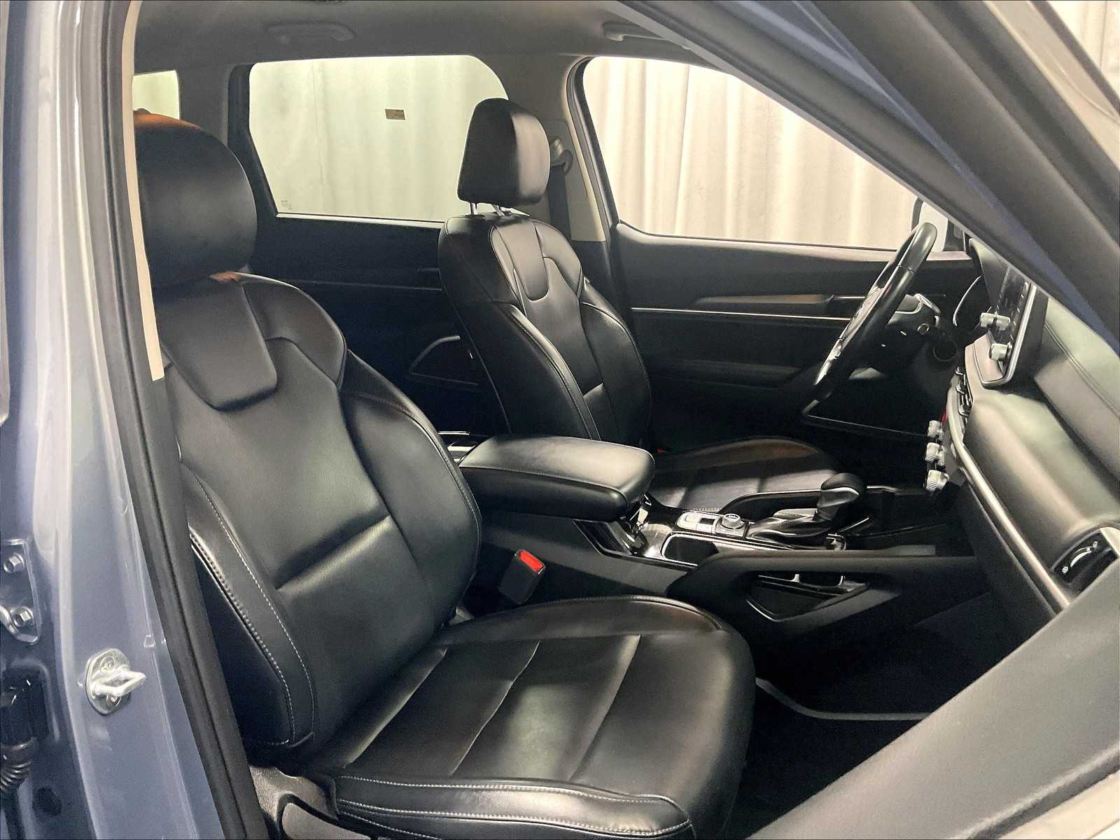 2020 Kia Telluride LX photo 11