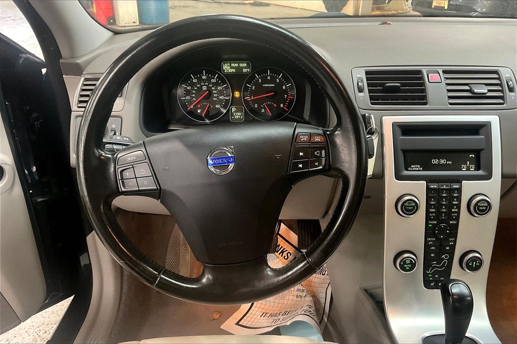 2011 Volvo S40 T5 photo 4