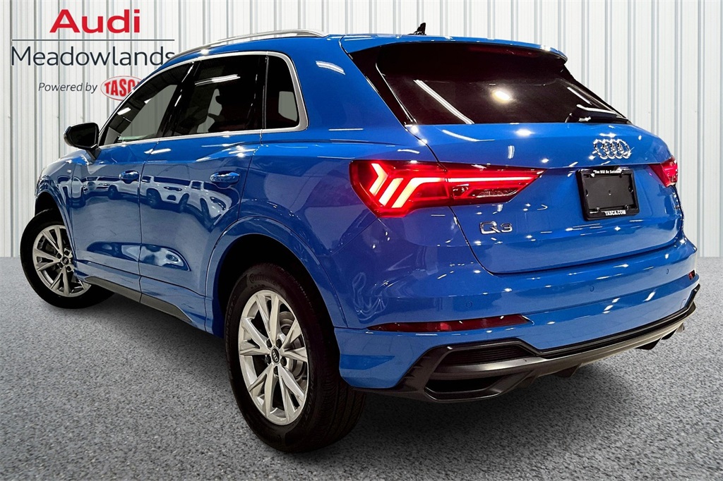 2022 Audi Q3 S line Premium Plus photo 4