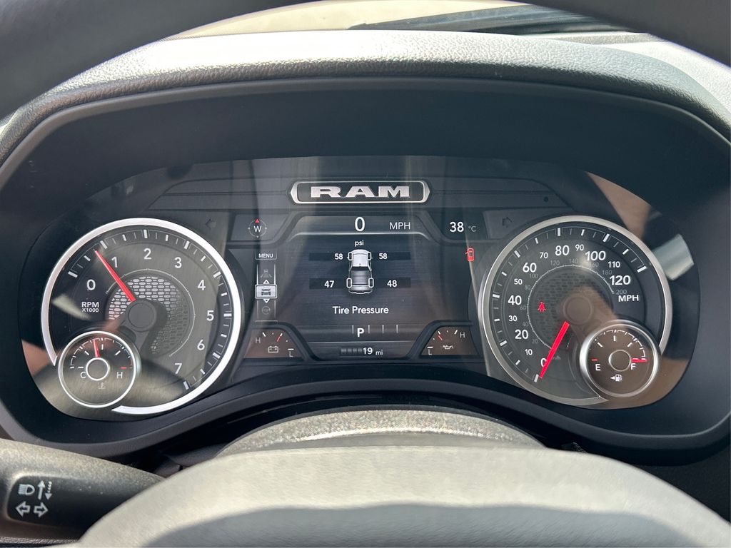 2026 Ram 1500 Warlock photo 17