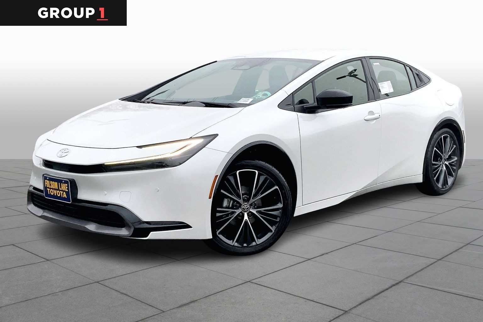 2026 Toyota Prius XLE's photo