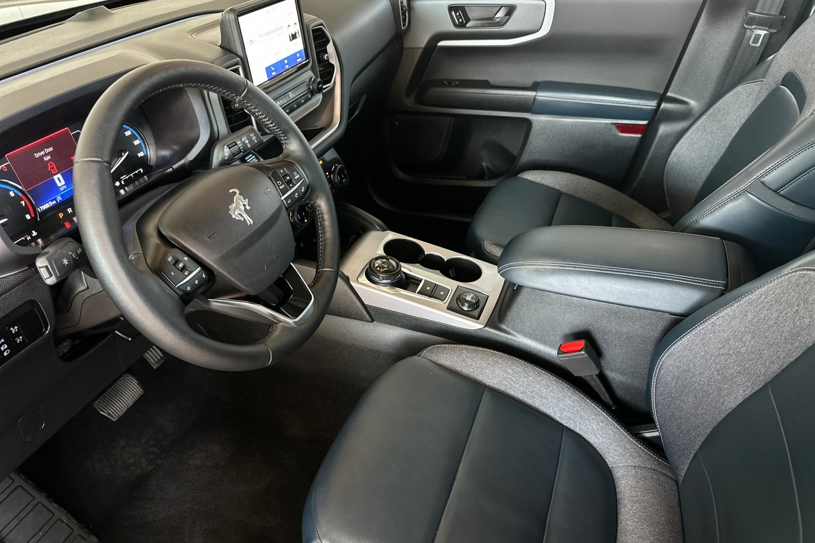 2022 Ford Bronco Sport Outer Banks photo 9