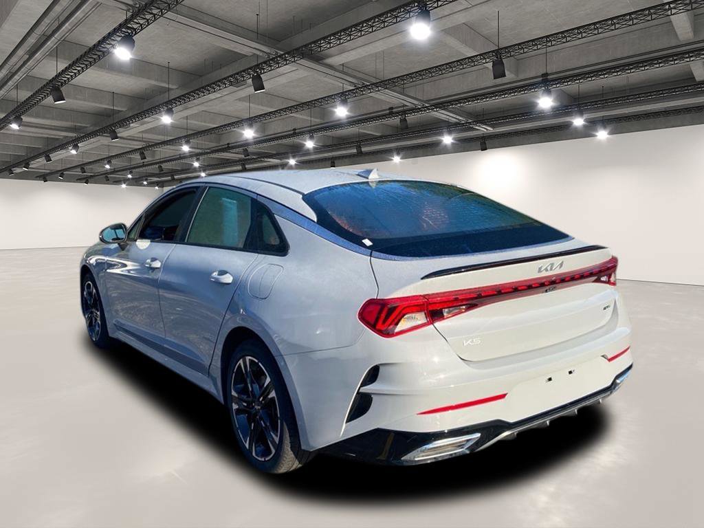 2023 Kia K5 GT-Line photo 5