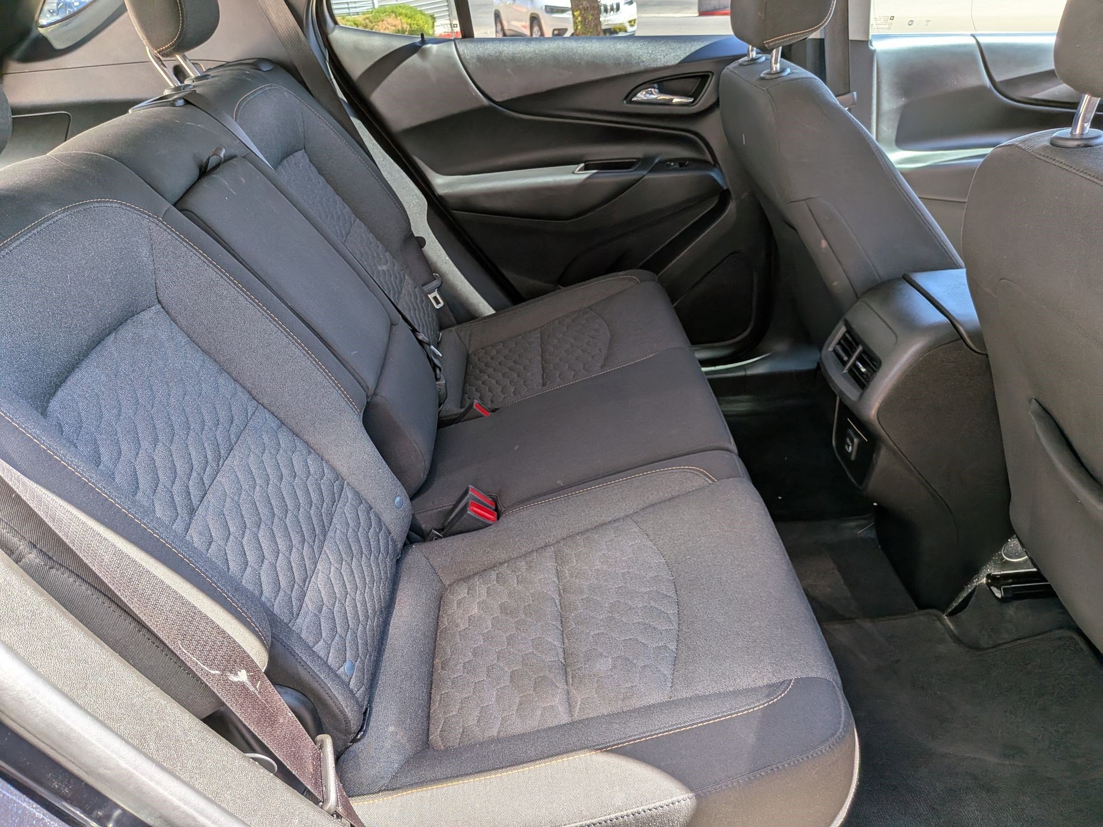 2020 Chevrolet Equinox LT photo 18