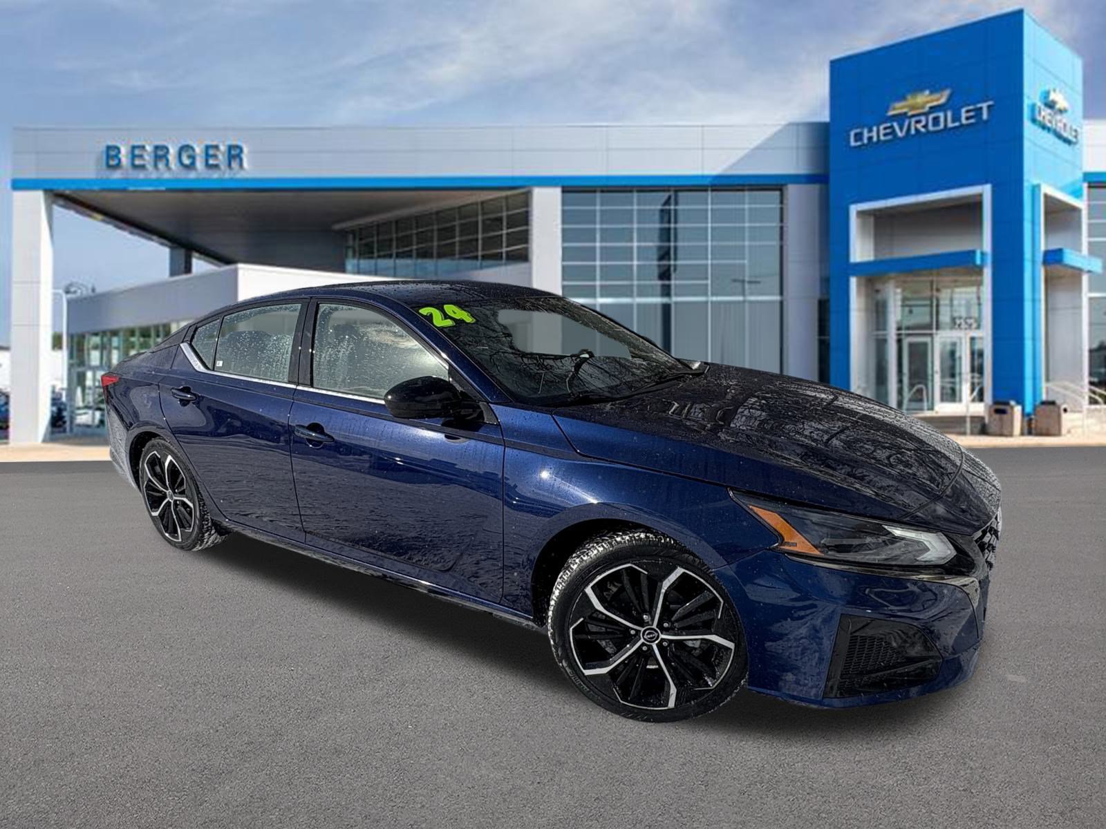 2024 Nissan Altima SR