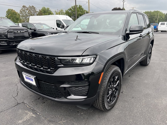 2025 Jeep Grand Cherokee Altitude X photo 17