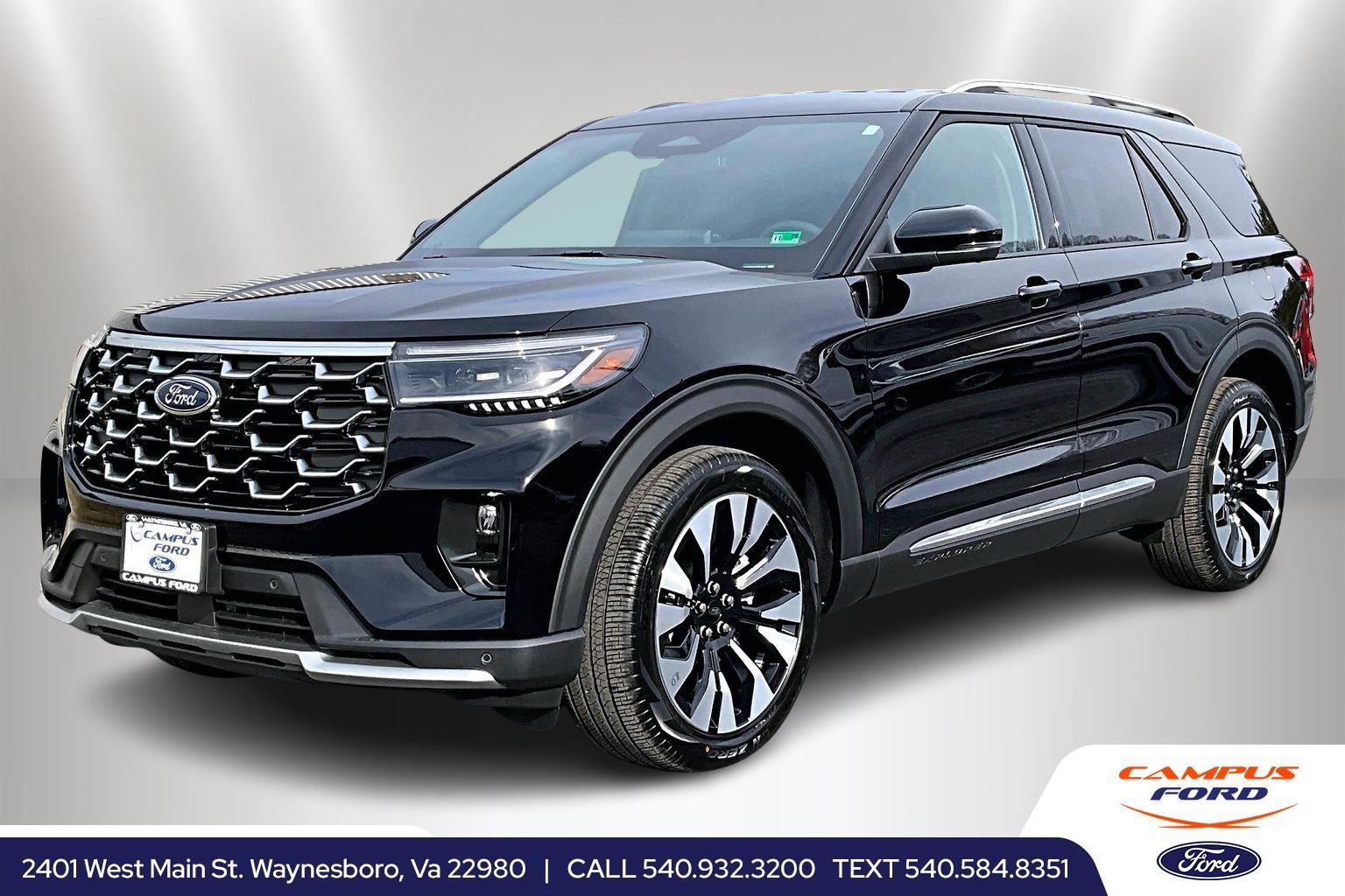 2026 Ford Explorer Platinum's photo