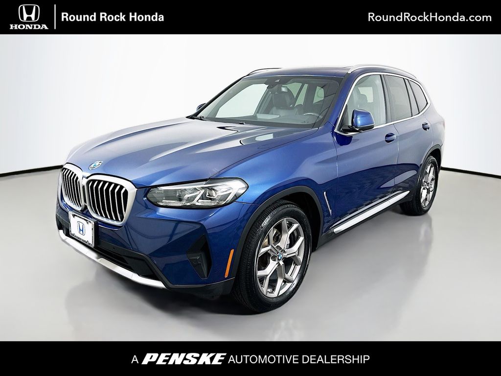 2022 BMW X3 30i's photo