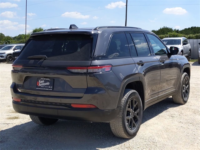 2025 Jeep Grand Cherokee Altitude photo 6