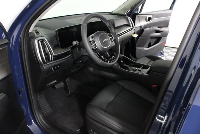 2024 Kia Sorento X-Line EX photo 12
