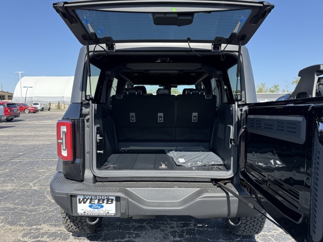 2025 Ford Bronco Badlands photo 8