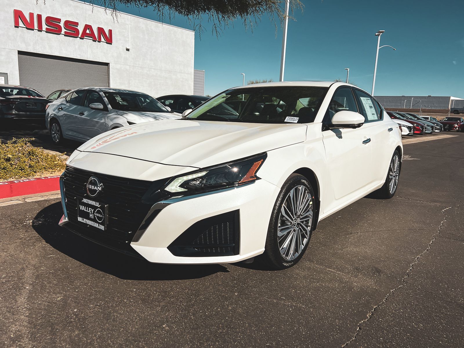 2025 Nissan Altima 2.5 SL photo 3