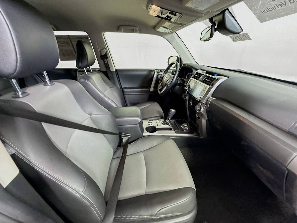 2024 Toyota 4Runner SR5 Premium photo 26