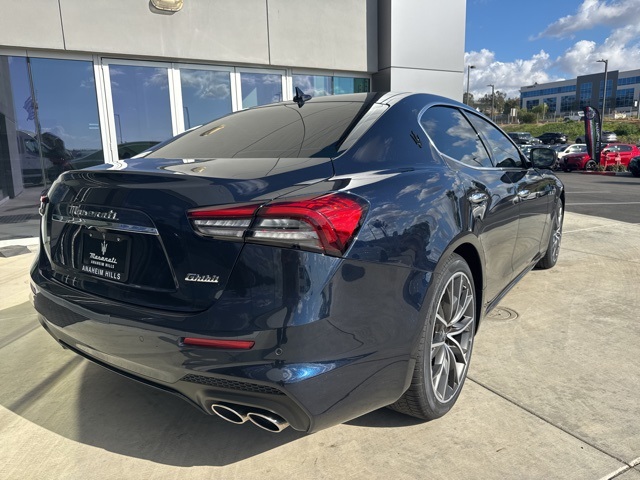 2023 Maserati Ghibli Modena Q4 photo 7
