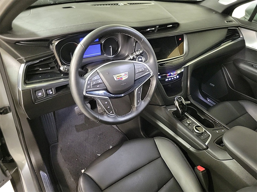 2025 CADILLAC XT5 - Image 11