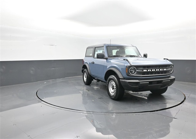 2025 Ford Bronco 2-Door Base's photo