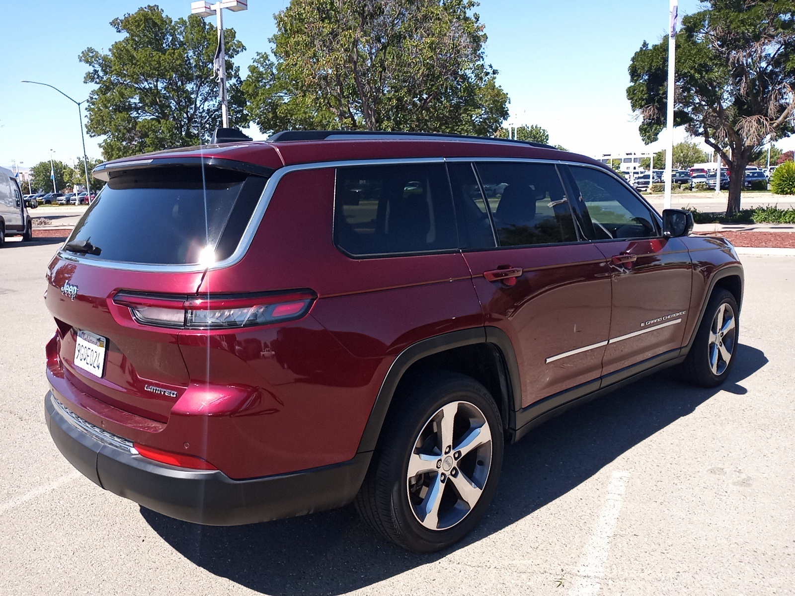 2021 Jeep Grand Cherokee Limited photo 4