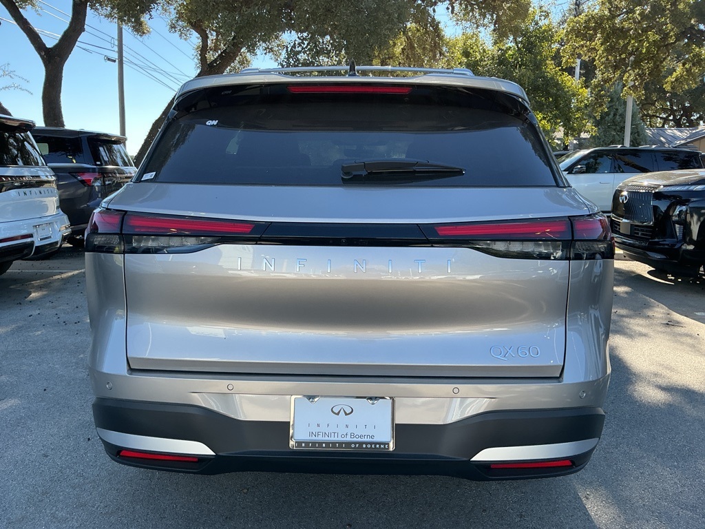 2026 Infiniti QX60 Luxe photo 4