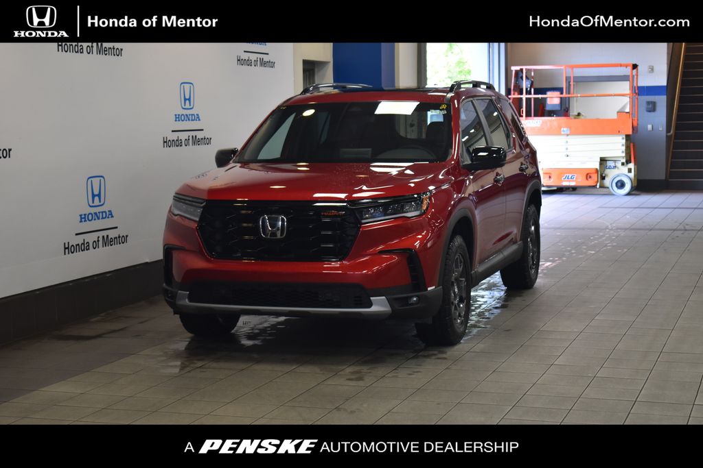 2025 Honda Pilot TrailSport's photo