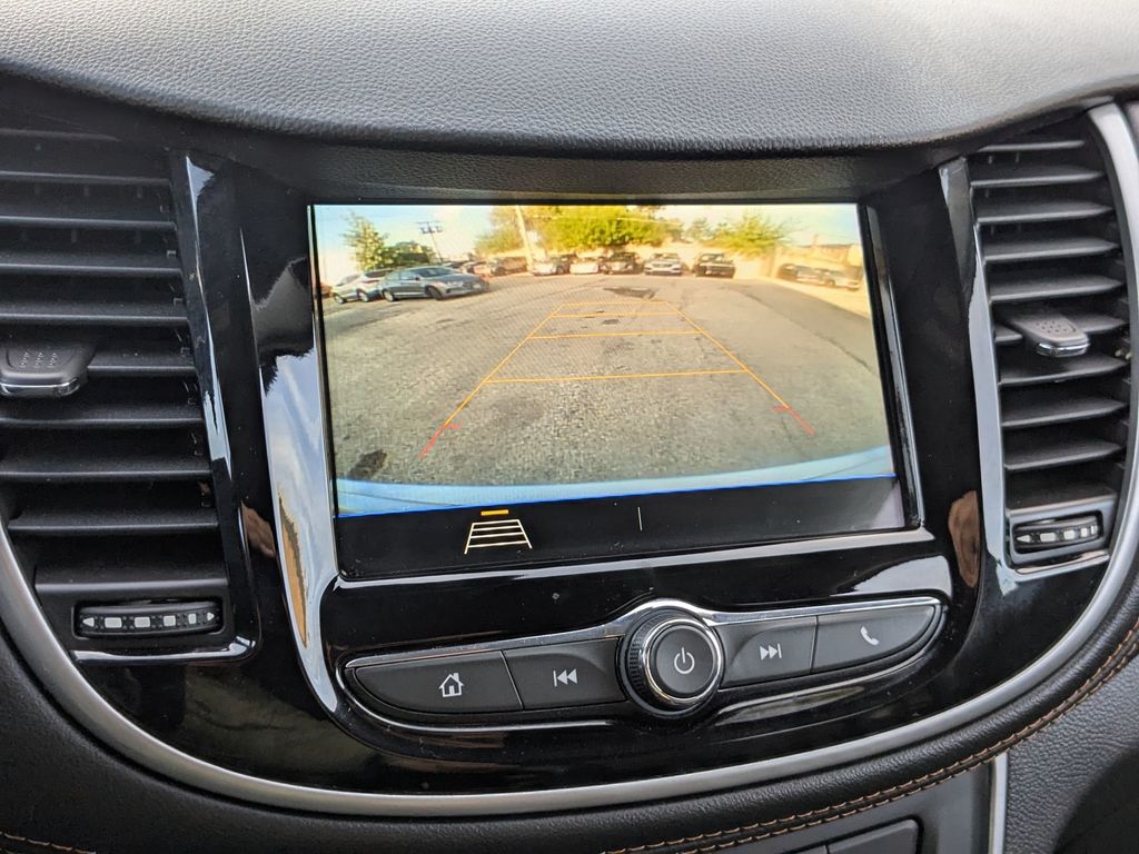 2019 Chevrolet Trax LT photo 16