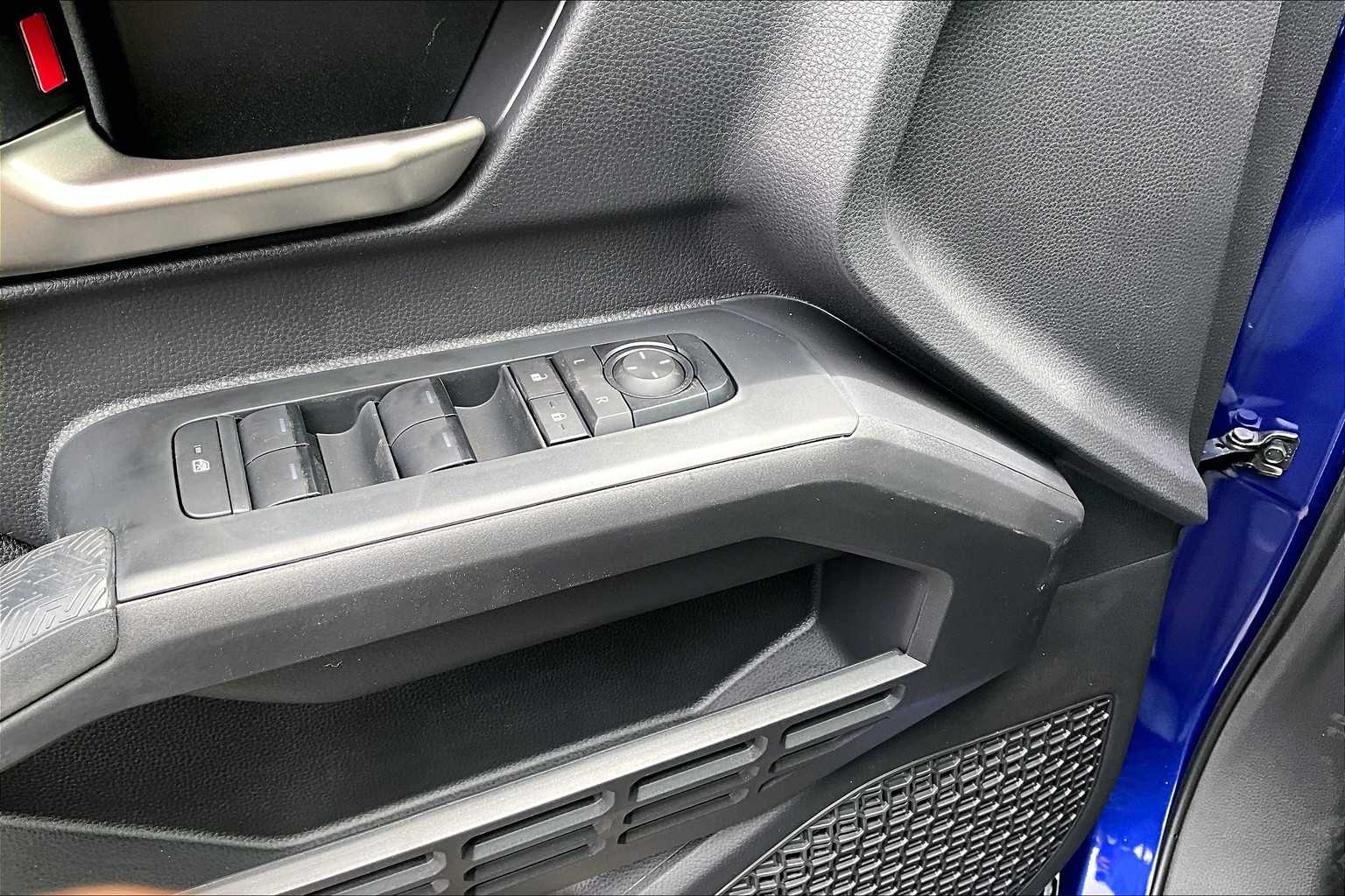 2025 Toyota Tacoma TRD Off-Road 4x4 Double Cab photo 19