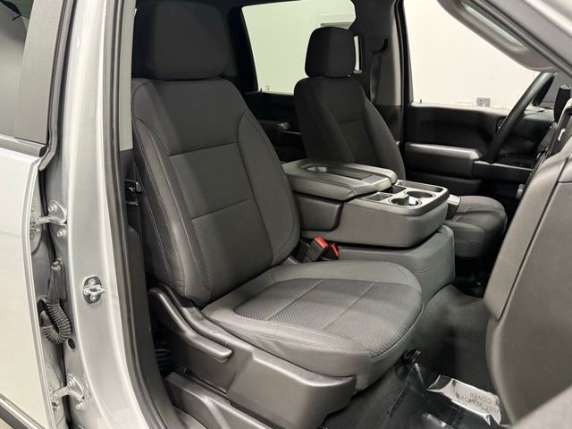 2022 Chevrolet Silverado 2500HD Custom photo 24