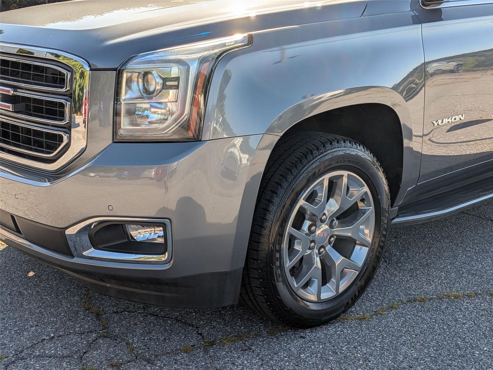 2019 Gmc Yukon SLT photo 9