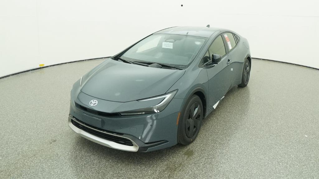 2026 Toyota Prius Plug-in Hybrid SE photo 4