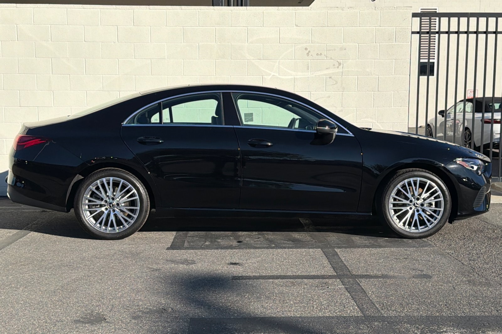 2025 Mercedes Benz CLA 250 4MATIC photo 3