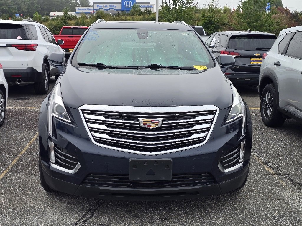 2017 Cadillac XT5 Luxury photo 3