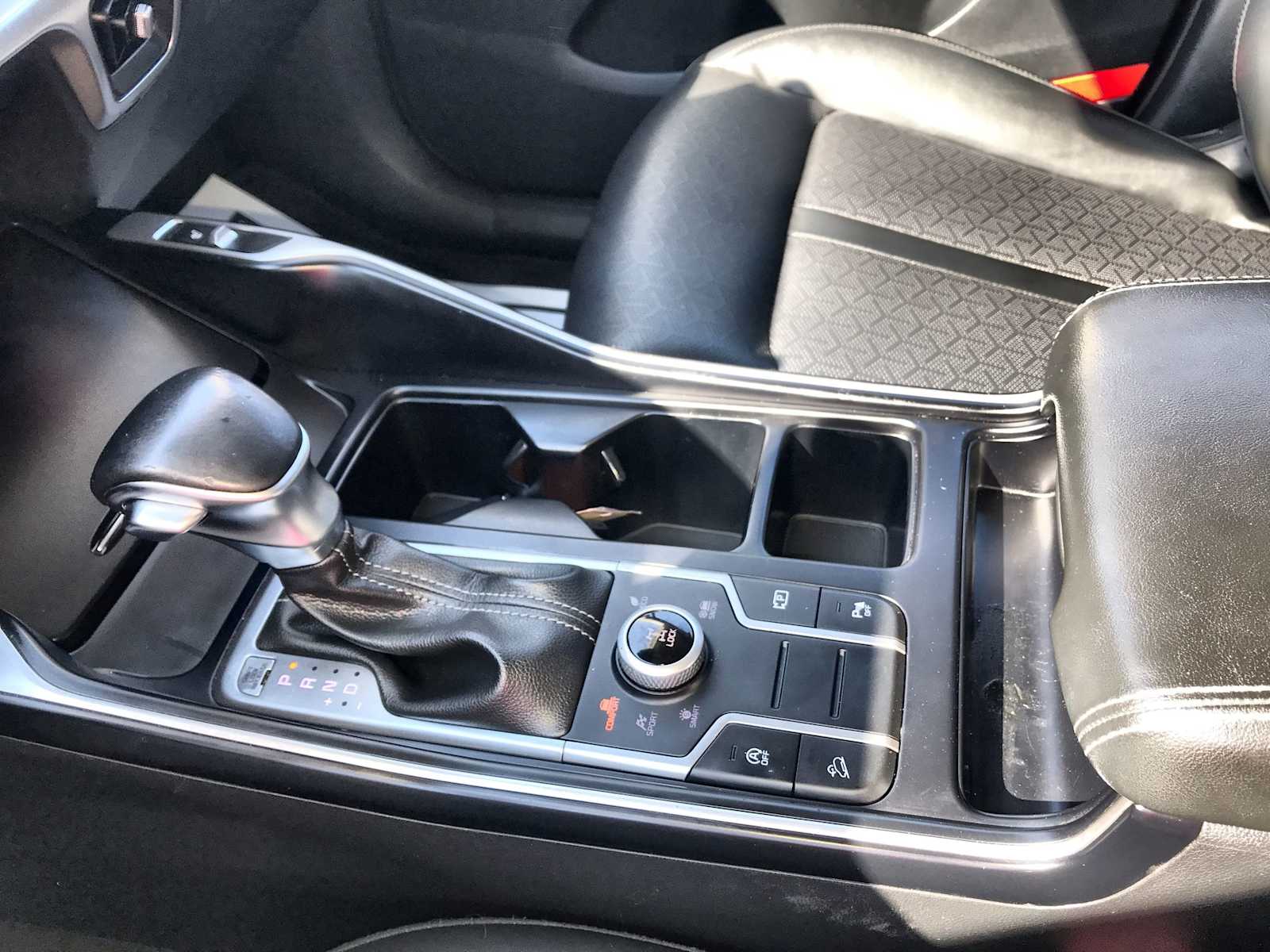 2021 Kia Sorento S photo 19