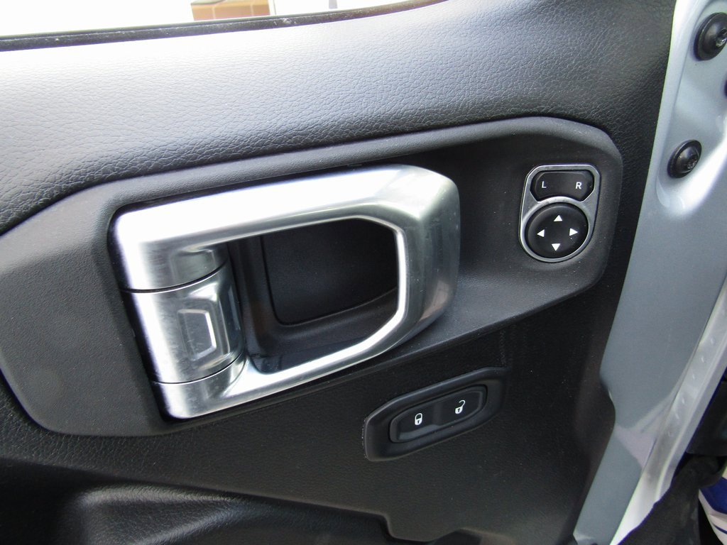 2023 Jeep Wrangler Willys 4xe photo 16