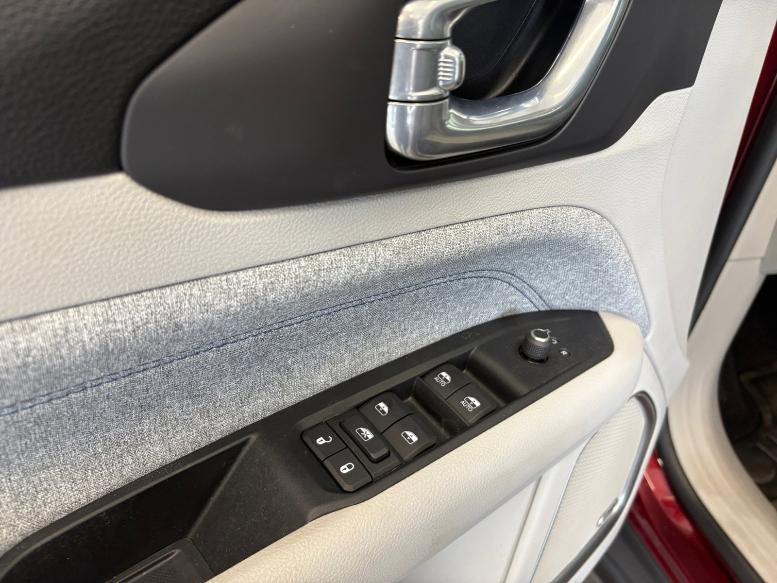 2022 Jeep Compass Latitude photo 25