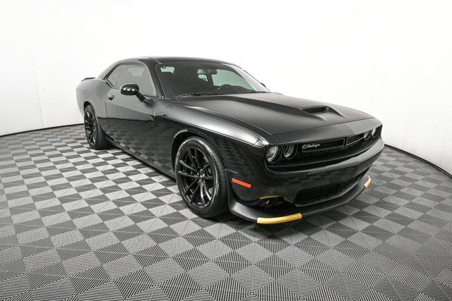 2021 Dodge Challenger R/T's photo