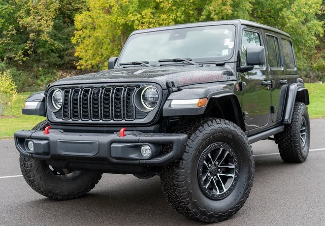 2024 Jeep Wrangler 4-Door Rubicon X's photo