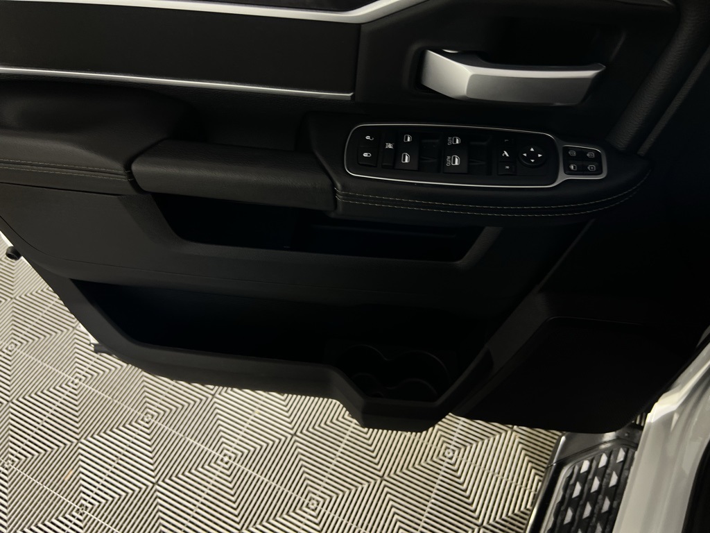 2024 Ram 2500 Big Horn photo 20